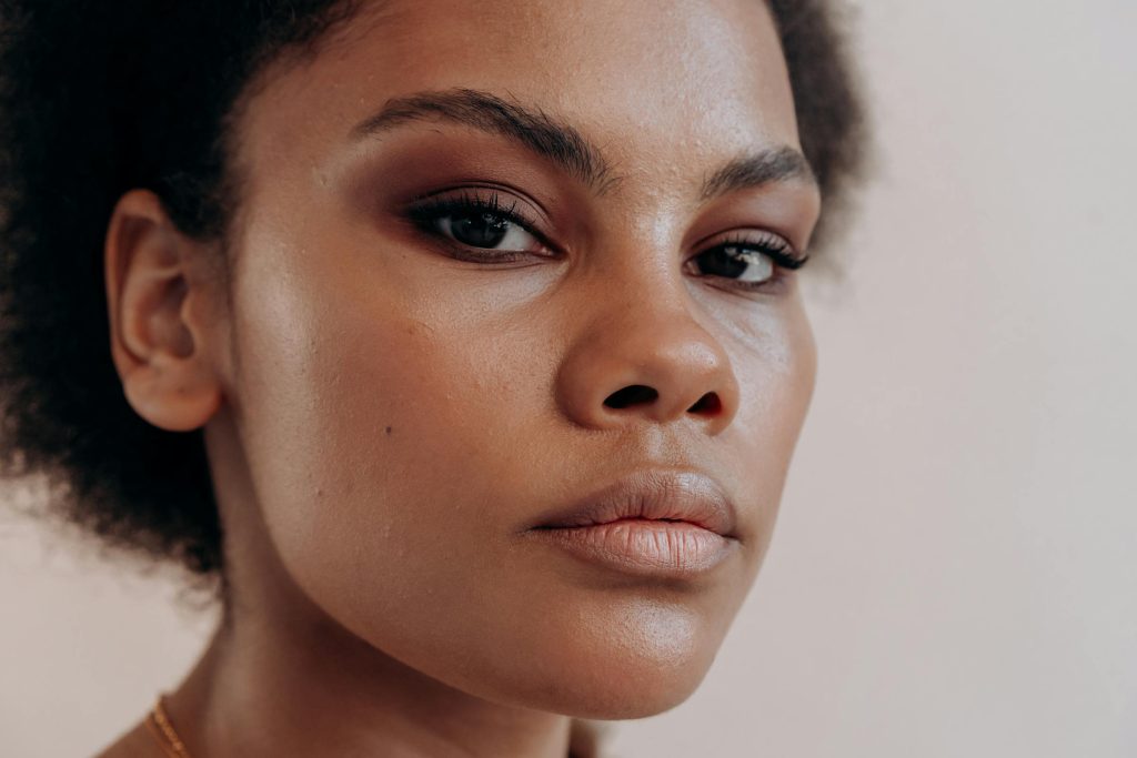 Autoestima en la madurez: Consejos para redescubrir tu esencia femenina tras los 50 años - como melhorar a Autoestima depois dos 50 anos